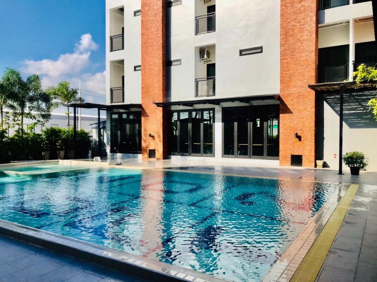 Loft 202 Hotel Bangkok Buitenkant foto
